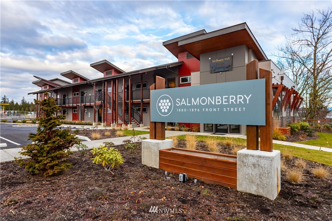 1882 Front Street, Unit 404 Lynden, WA 98264 - Photo 18 of 18 a view of an outdoor sitting space