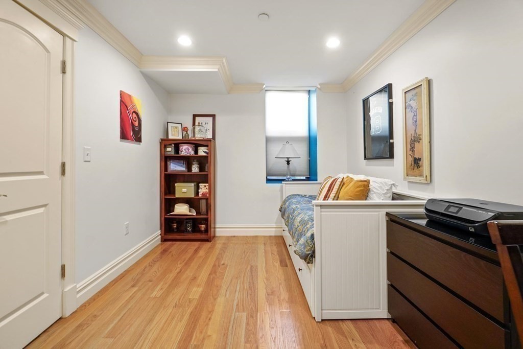 909 Beacon Street, Unit 2 Boston, MA 02215 - Photo 12 of 14