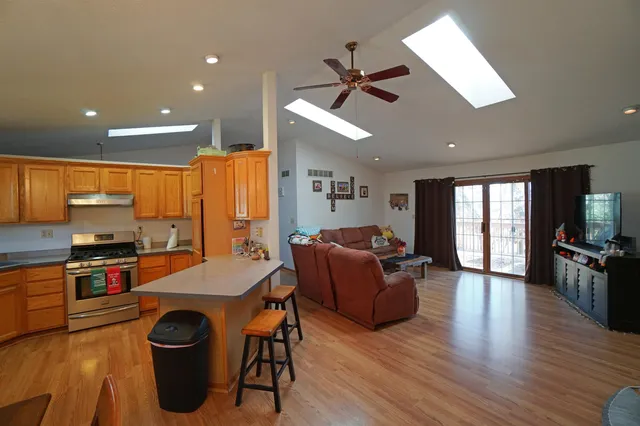 $250,000 | 502 Corkhill Court, Davis, IL 61019