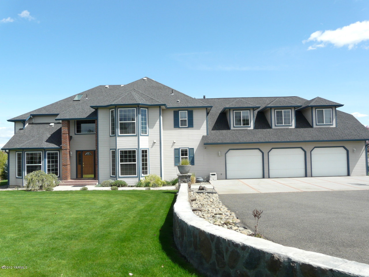 11608 Stump Road Yakima, WA 98908 - Photo 1 of 46 Main photo
