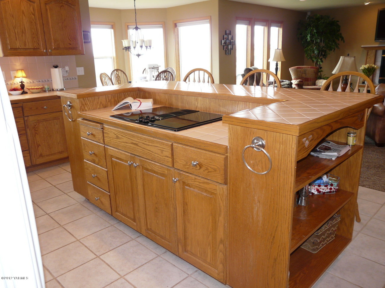 11608 Stump Road Yakima, WA 98908 - Photo 12 of 46 Kitchen island
