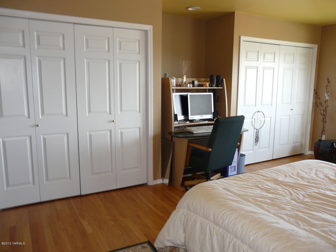 11608 Stump Road Yakima, WA 98908 - Photo 24 of 46 2nd bedroom2