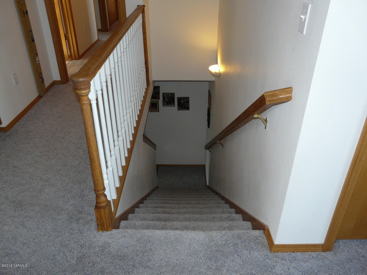 11608 Stump Road Yakima, WA 98908 - Photo 34 of 46 Rear staircase