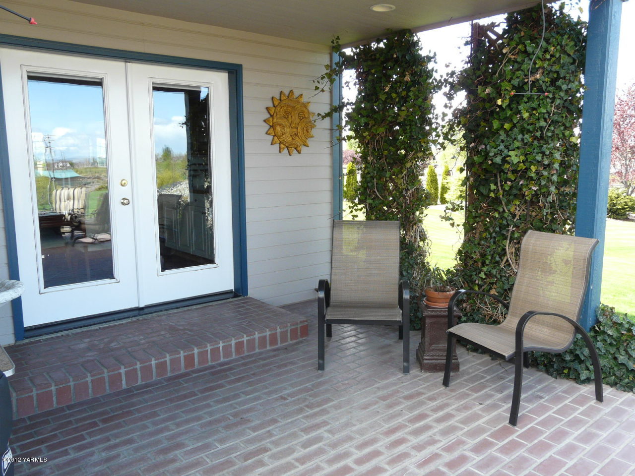 11608 Stump Road Yakima, WA 98908 - Photo 38 of 46 Back Patio 1