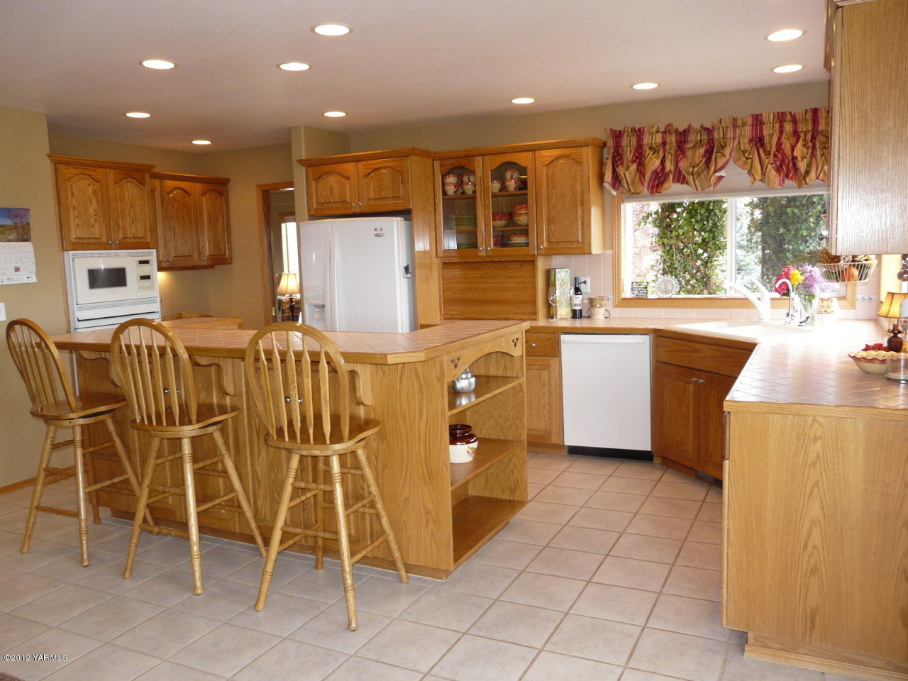 11608 Stump Road Yakima, WA 98908 - Photo 9 of 46 Kitchen 1