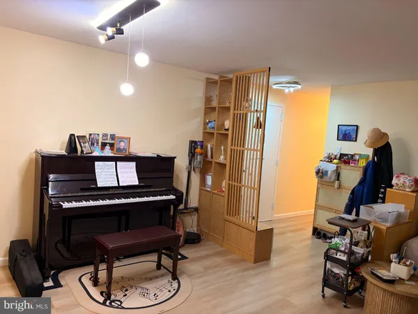 $250,000 | 1030 East Lancaster Avenue, Unit 203, Bryn Mawr, PA 19010