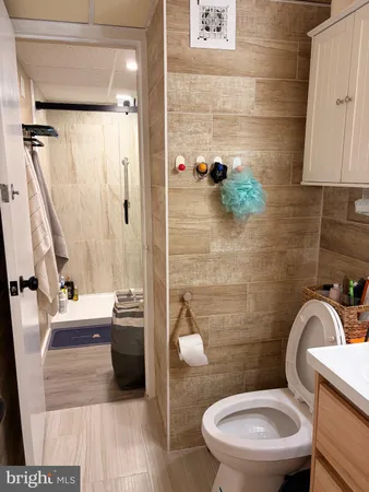 $250,000 | 1030 East Lancaster Avenue, Unit 203, Bryn Mawr, PA 19010