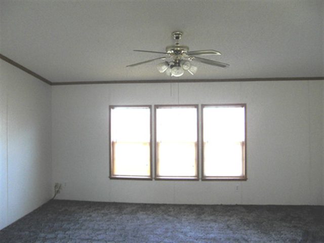 12728 Wiseman Road Pekin, IL 61554 - Photo 3 of 9 Gallery Image 3