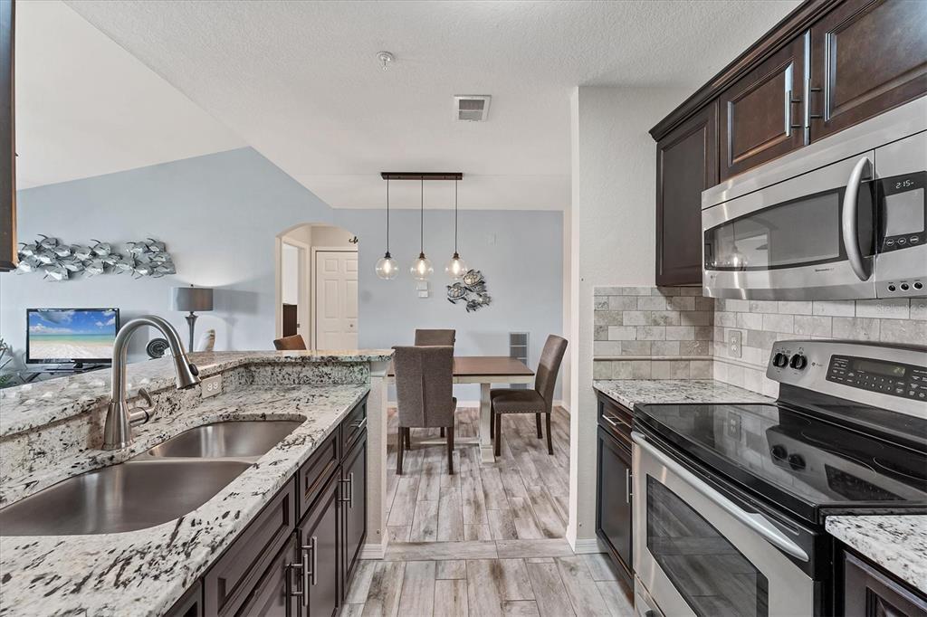 8827 Manor Loop, Unit 208 Lakewood Ranch, FL 34202 - Photo 17 of 51 Gallery Image 17