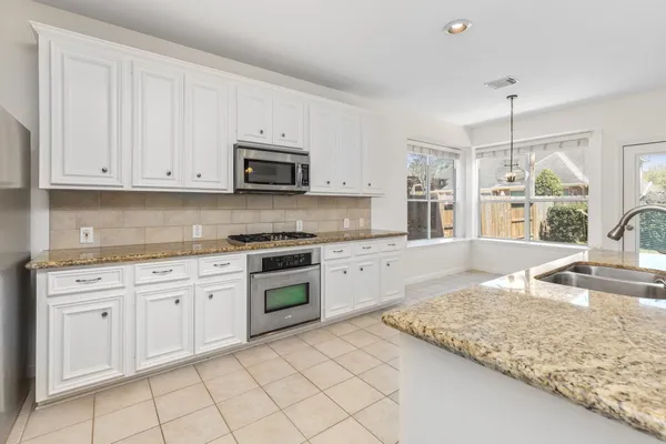 $2,750 | 14738 Raven Hollow Lane, Humble, TX 77396