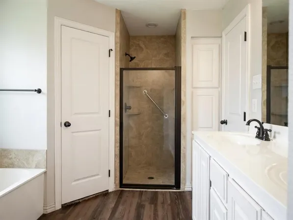 $269,900 | 502 Railey Cove, Springtown, TX 76082