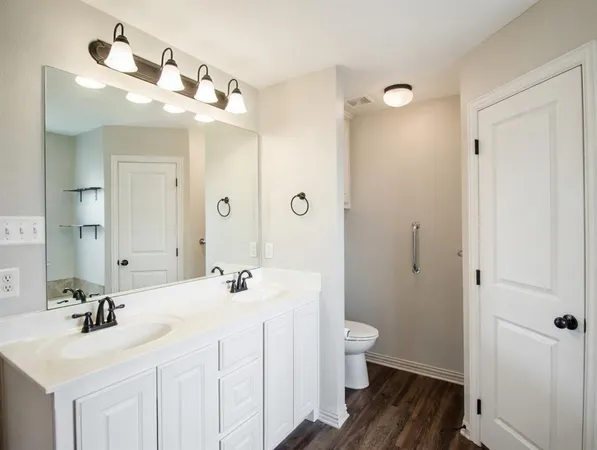 $269,900 | 502 Railey Cove, Springtown, TX 76082