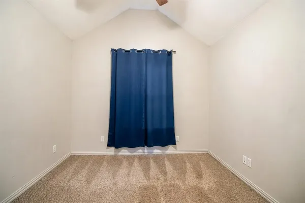 $269,900 | 502 Railey Cove, Springtown, TX 76082