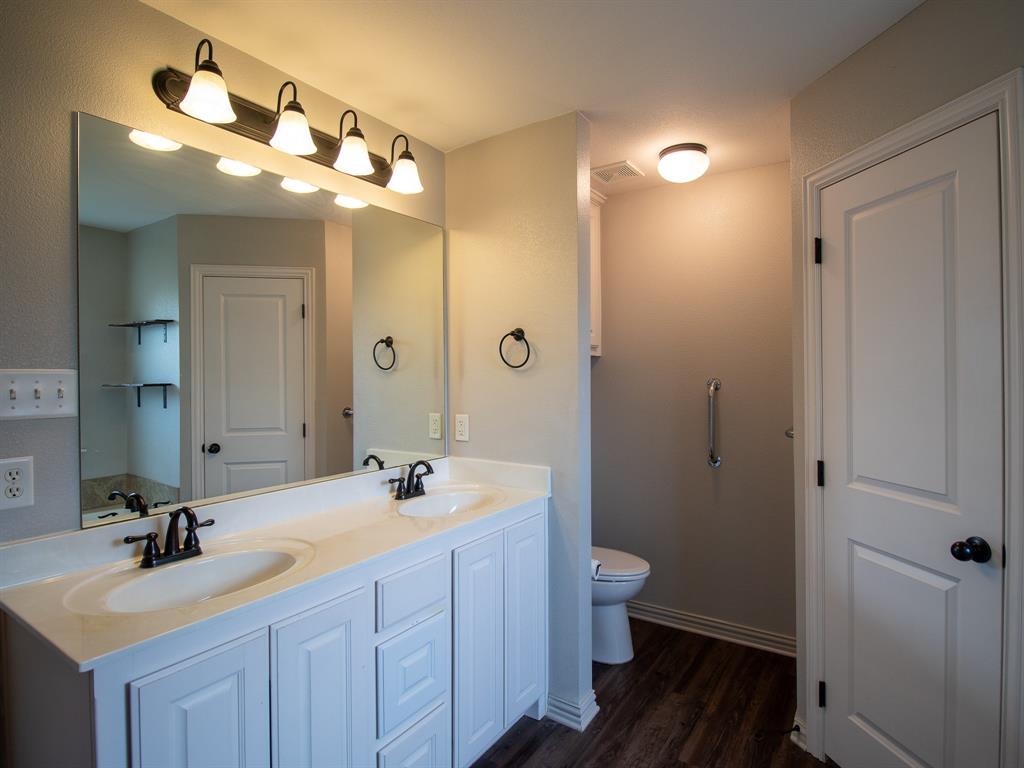 502 Railey Cove Springtown, TX 76082 - Photo 26 of 40