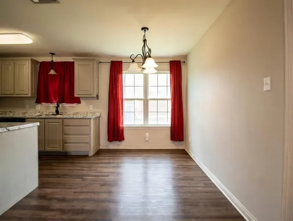 $269,900 | 502 Railey Cove, Springtown, TX 76082