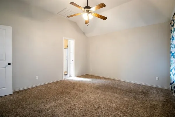 $269,900 | 502 Railey Cove, Springtown, TX 76082