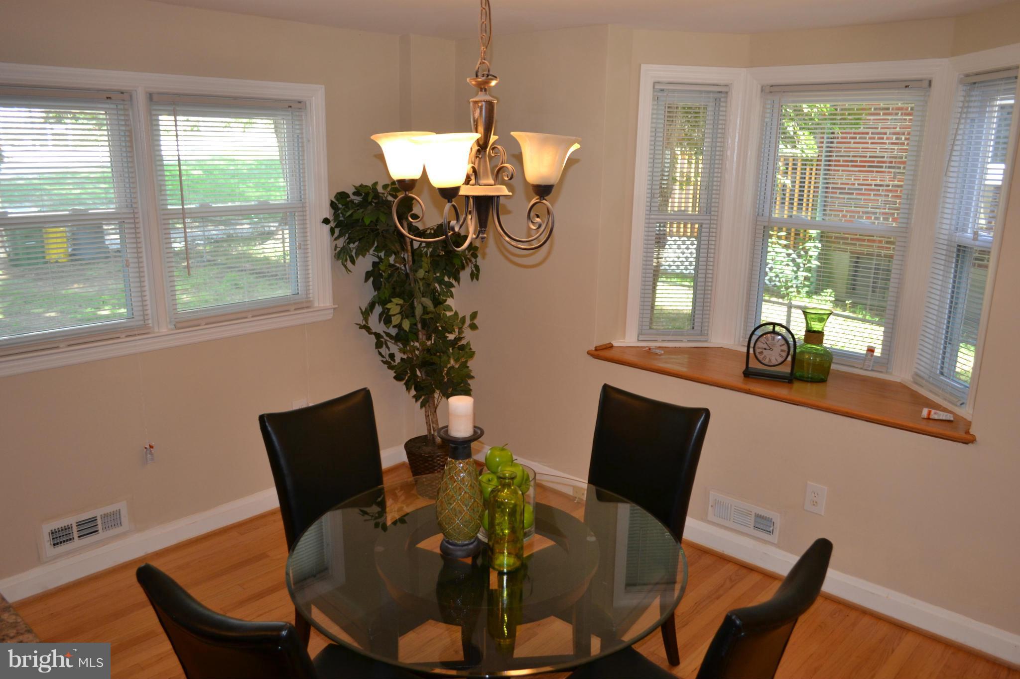 1614 Hartsdale Road Baltimore, MD 21239 - Photo 3 of 24 Dining Room