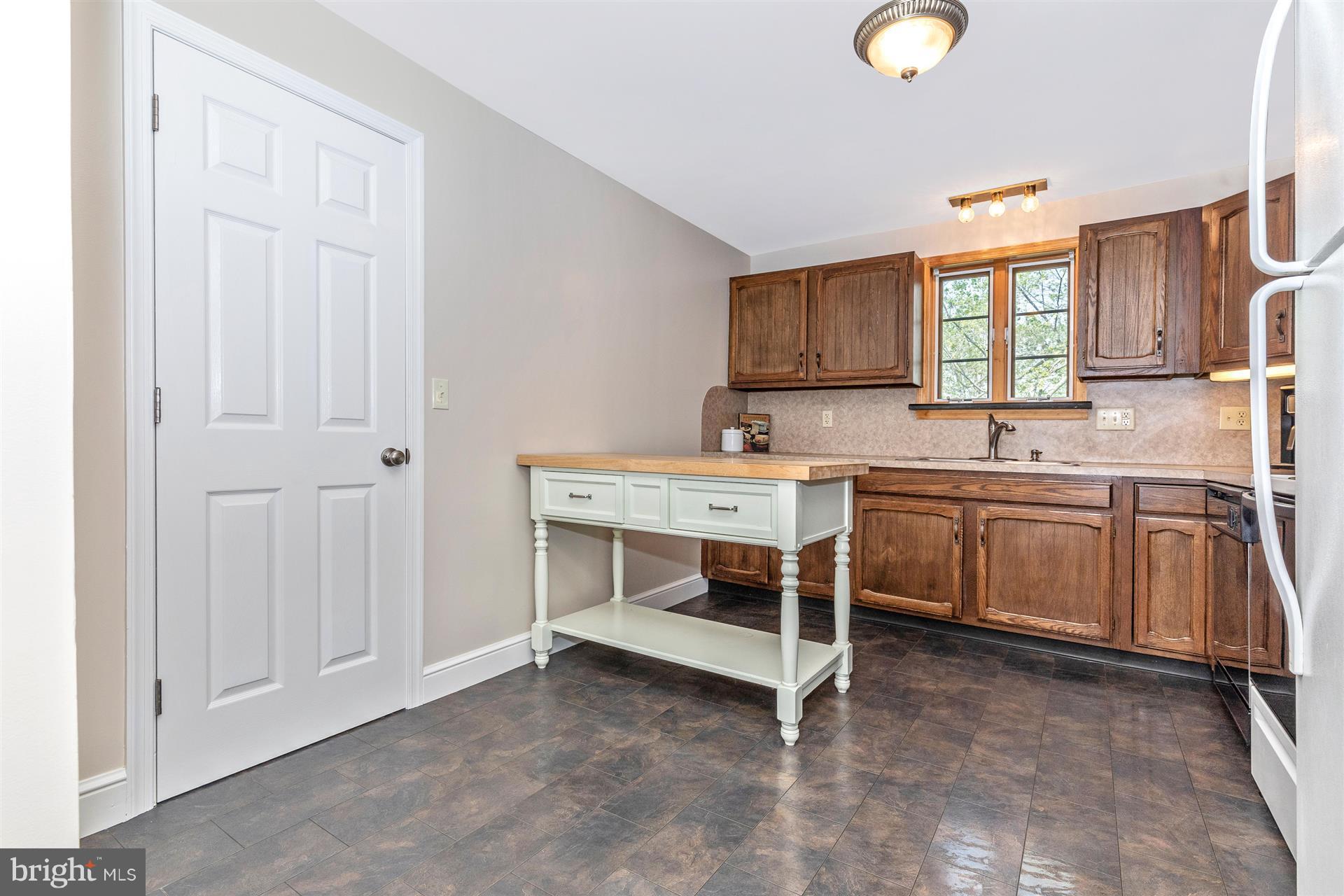 6809 Williamsport Pike Falling Waters, WV 25419 - Photo 7 of 29 Kitchen
