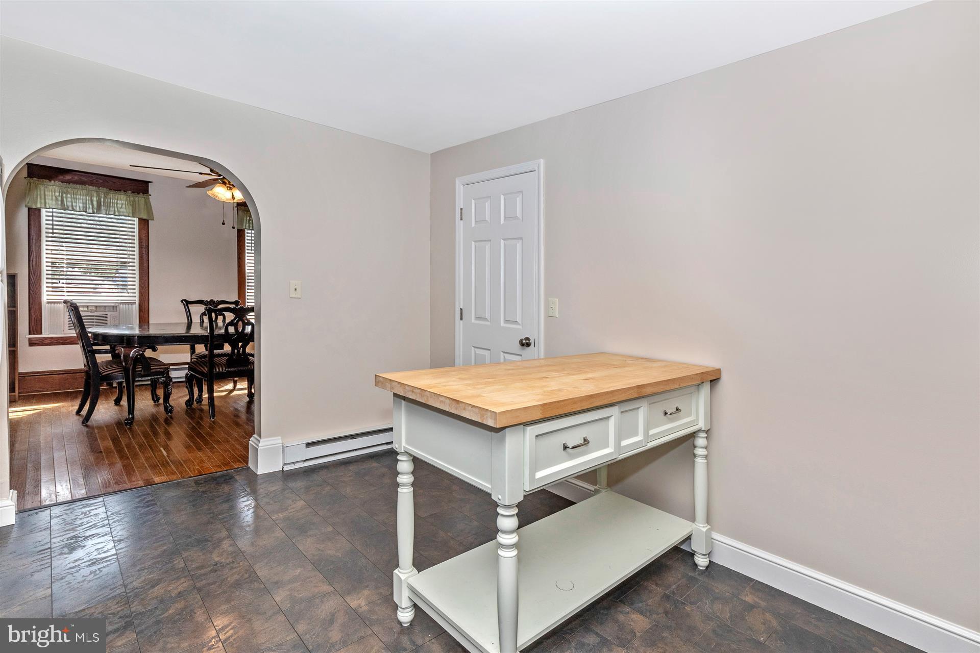 6809 Williamsport Pike Falling Waters, WV 25419 - Photo 10 of 29 Kitchen