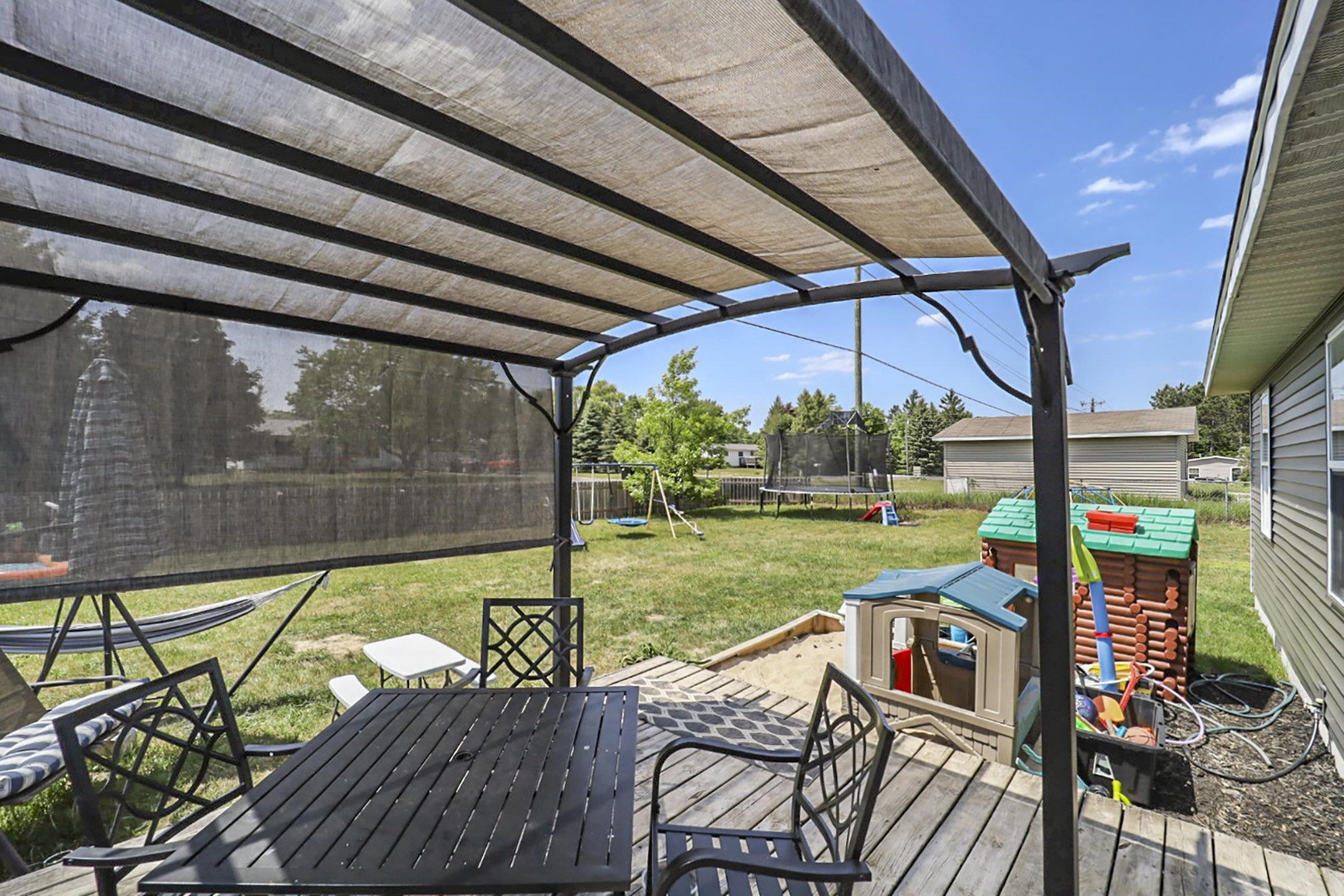 1809 Sawyer Road Traverse City, MI 49685 - Photo 17 of 21 1911656-16.JPG