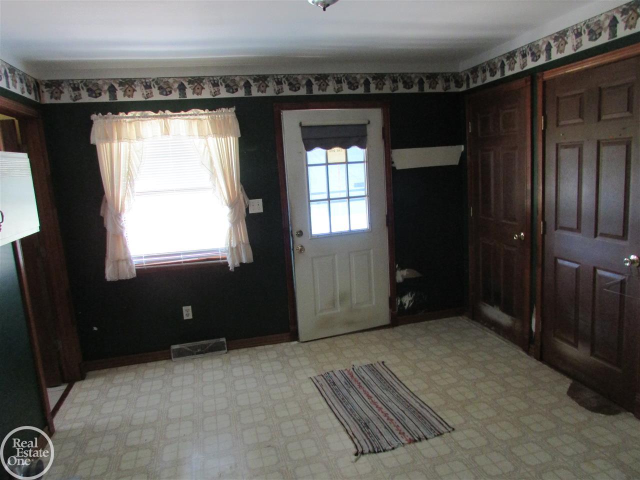 6691 Jeddo Road Jeddo, MI 48032 - Photo 21 of 28 31303348-20.JPG