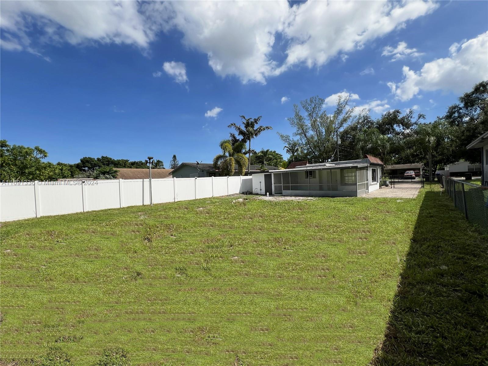 5725 Buchanan Street, Unit 1 Hollywood, FL 33021 - Photo 8 of 10