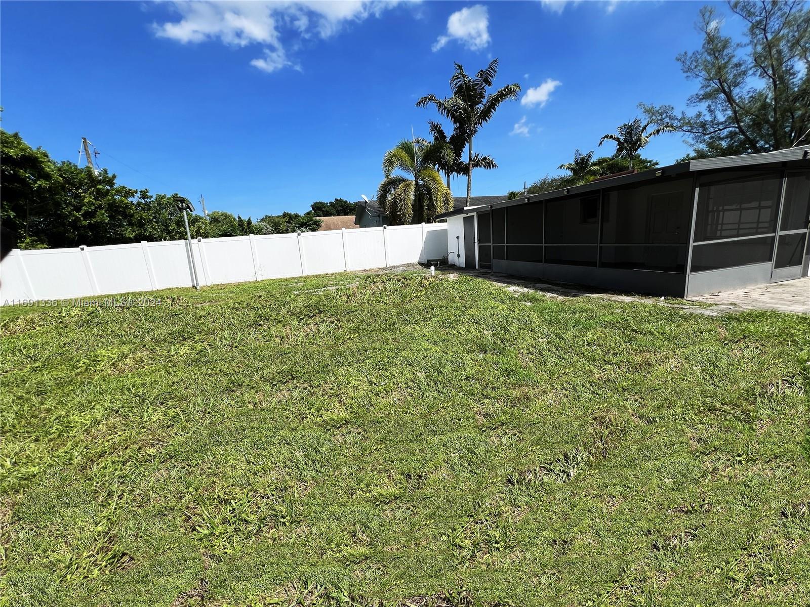 5725 Buchanan Street, Unit 1 Hollywood, FL 33021 - Photo 10 of 10