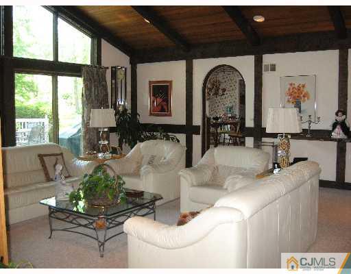 397 New Dover Road Colonia, NJ 07067 - Photo 2 of 8 Gallery Image 2