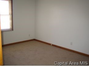 2305 Mayfair Road Springfield, IL 62703 - Photo 8 of 9