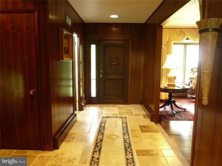 854 Gregory Road Rydal, PA 19046 - Photo 13 of 21