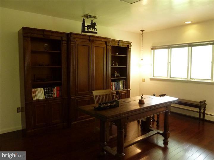 854 Gregory Road Rydal, PA 19046 - Photo 18 of 21