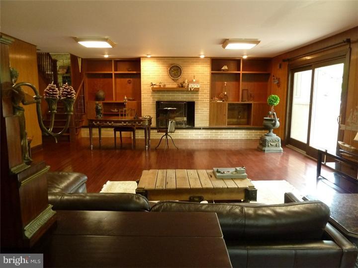 854 Gregory Road Rydal, PA 19046 - Photo 9 of 21