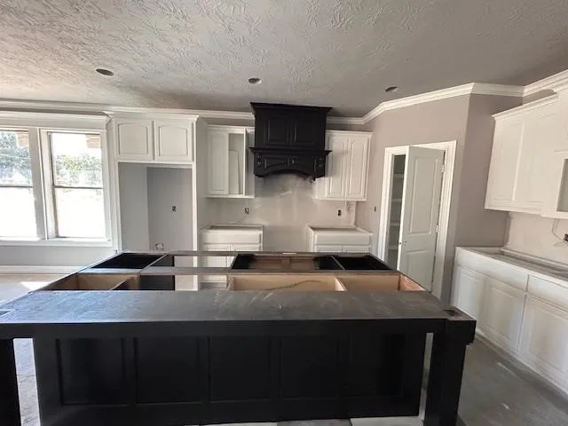 $407,500 | 8585 Sana Drive, Beaumont, TX 77713