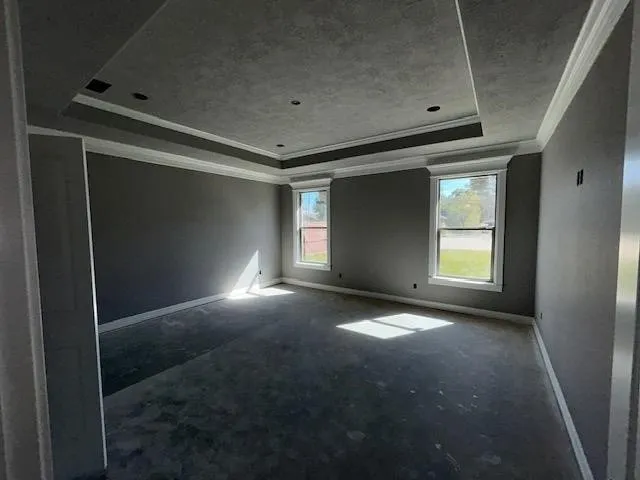 a view of empty room with window