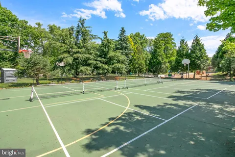 a view of a tennis court