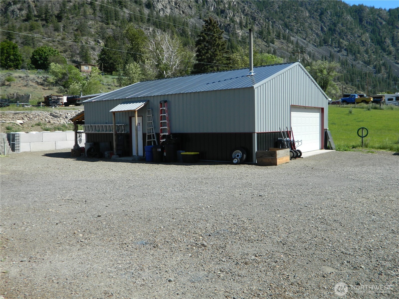 24 Main Street Loomis, WA 98827 - Photo 3 of 18