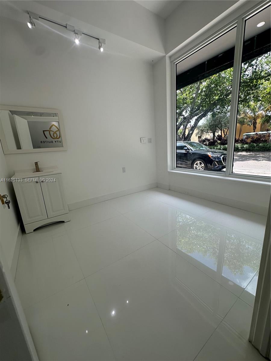 2389 Southwest 22nd Street, Unit 2397 Miami, FL 33145 - Photo 5 of 9 Photo 5