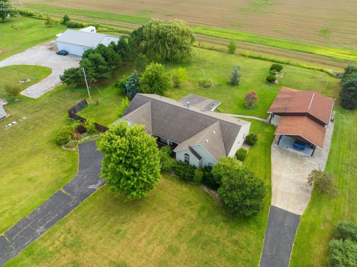 13904 Kneisel Road Vermilion, OH 44089 - Photo 35 of 41 Gallery Image 35