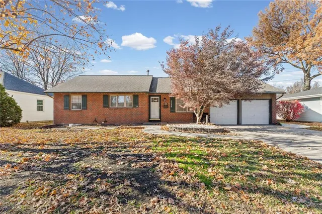 $310,000 | 5248 North Flora Avenue, Kansas City, MO 64118