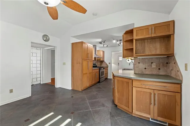 $310,000 | 5248 North Flora Avenue, Kansas City, MO 64118