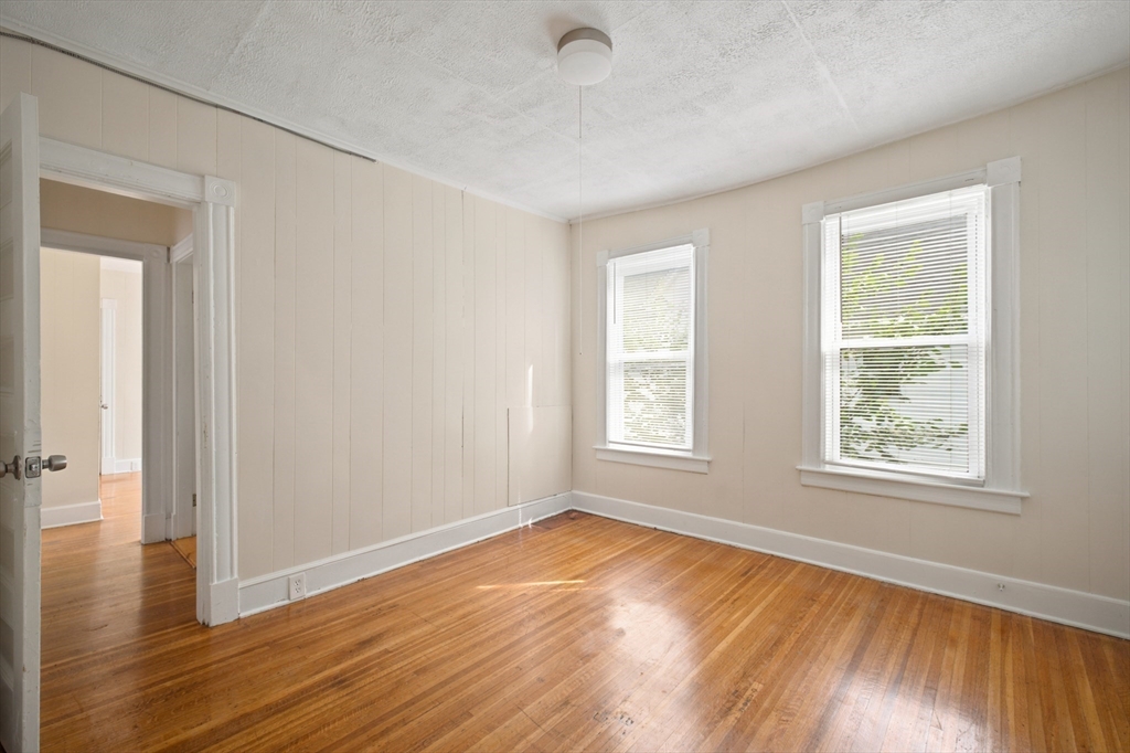 51-53 Leyfred Terrace Springfield, MA 01108 - Photo 29 of 38