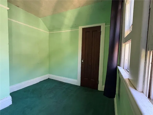 $94,900 | 571 Flower City Park, Rochester, NY 14615