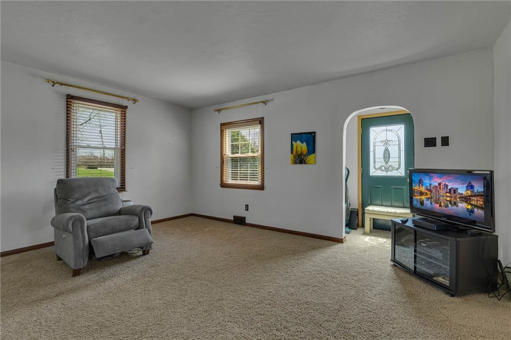 125 Baker Rd Extension Monaca, PA 15061 - Photo 9 of 18 Gallery Image 9
