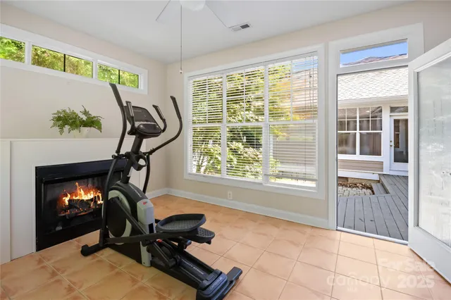 $599,900 | 11 Town Circle, Flat Rock, NC 28731