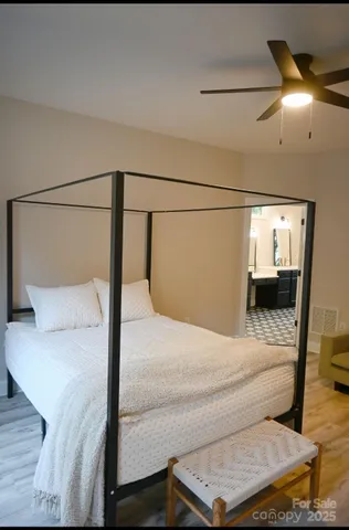 $599,900 | 11 Town Circle, Flat Rock, NC 28731