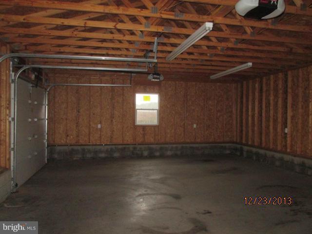 2818 Cedarhurst Road Finksburg, MD 21048 - Photo 18 of 20 Garage