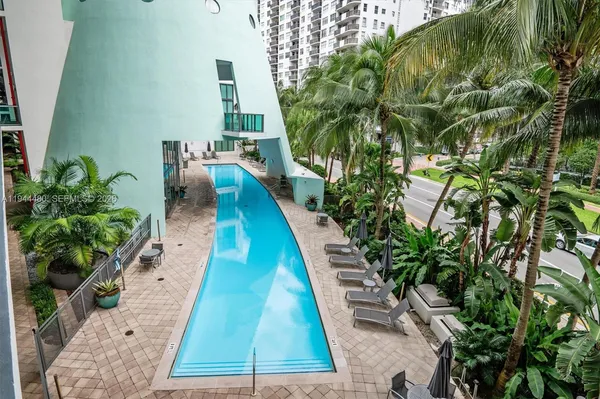 $5,900 | 6000 Collins Avenue, Unit 307, Miami Beach, FL 33140