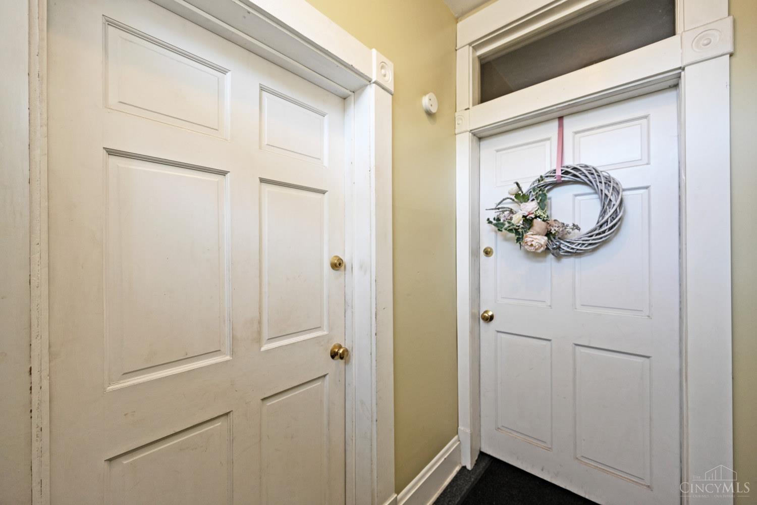 1520 William Howard Taft Road Cincinnati, OH 45206 - Photo 26 of 43
