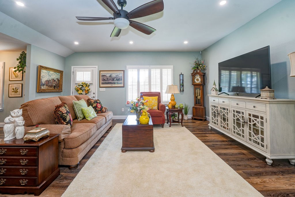 1163 Bell Loop Chatsworth, GA 30705 - Photo 8 of 40 Gallery Image 8