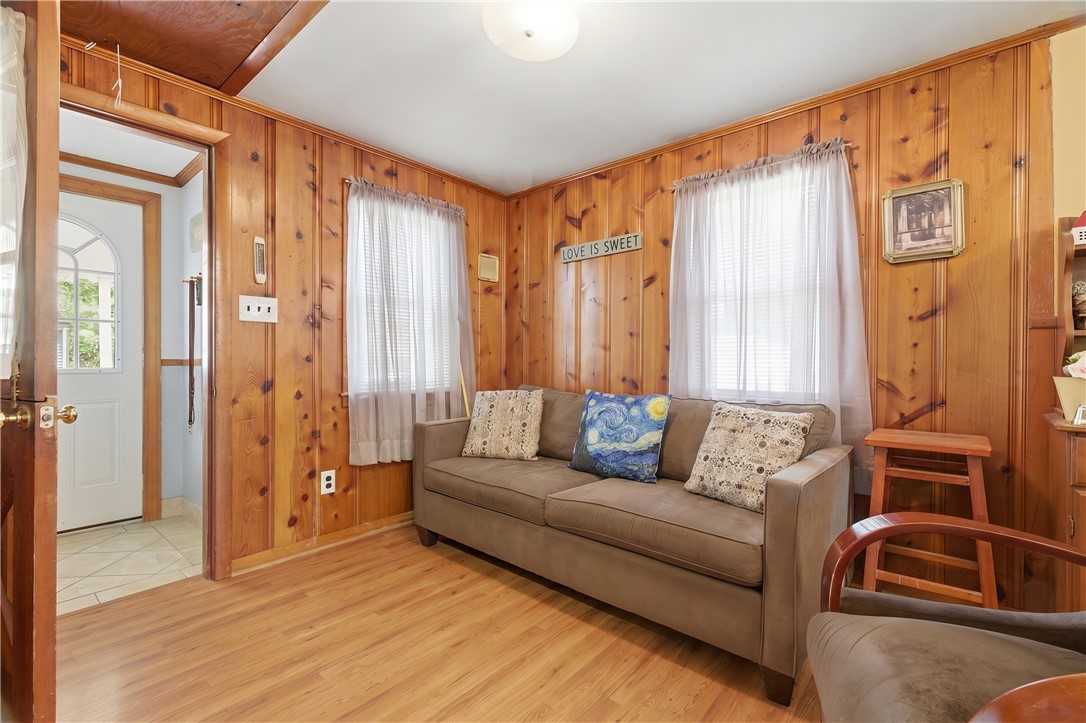 351 Maple Street Warwick, RI 02888 - Photo 15 of 29